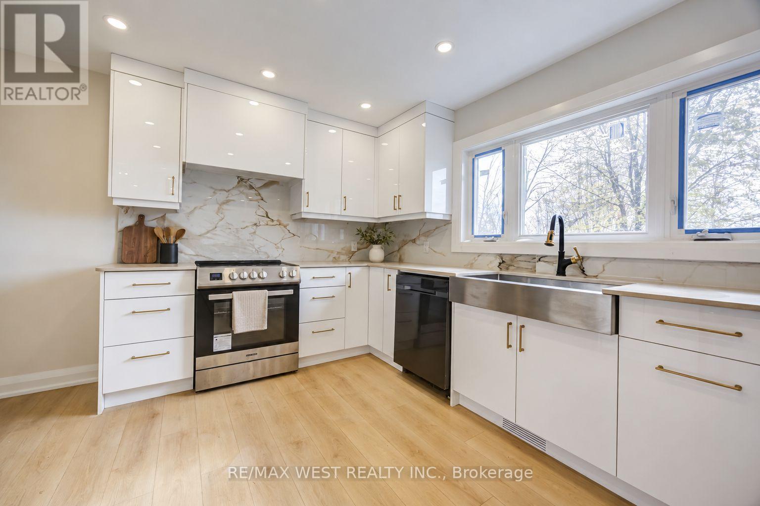 2636 9th Line, Innisfil photo 12