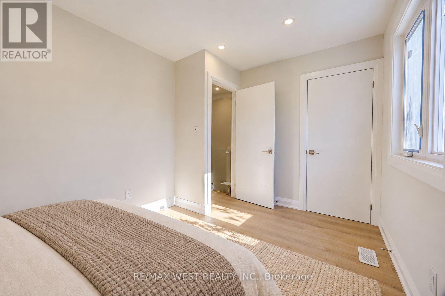2636 9th Line, Innisfil photo 32