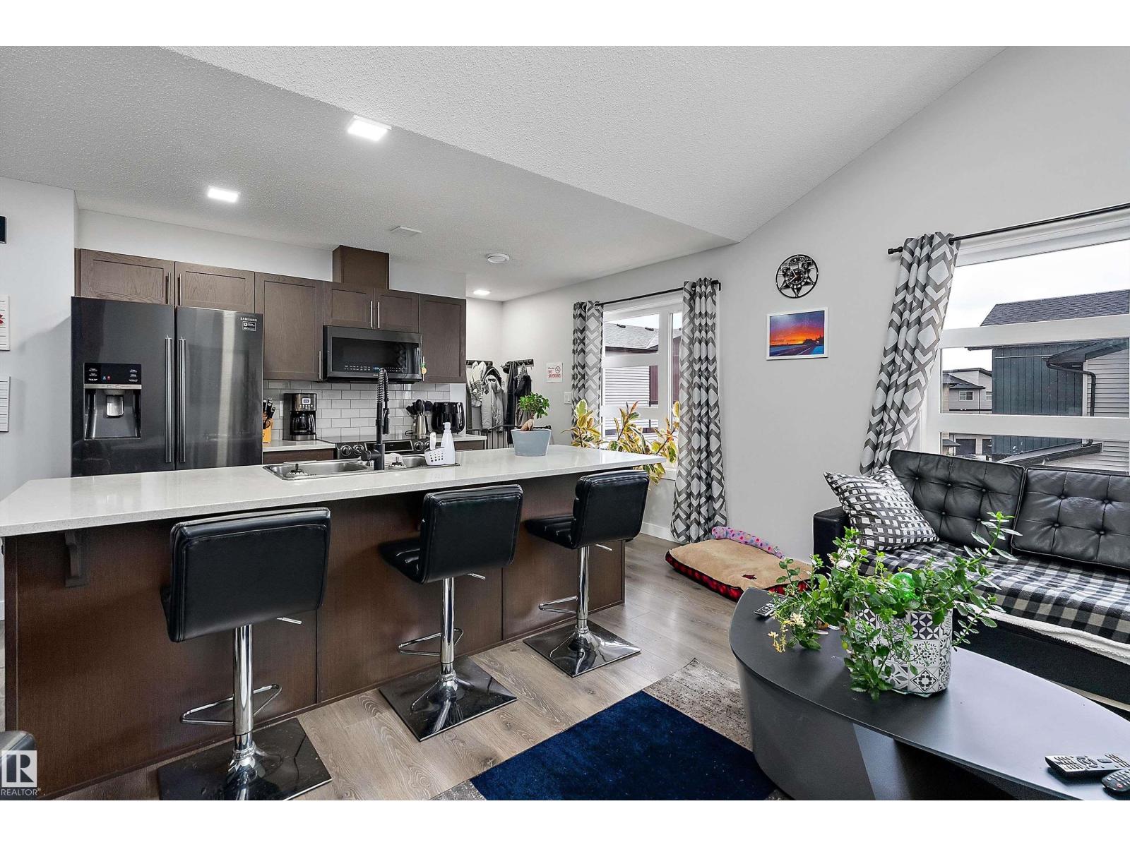 Property photograph 13 for MLS E4514354
