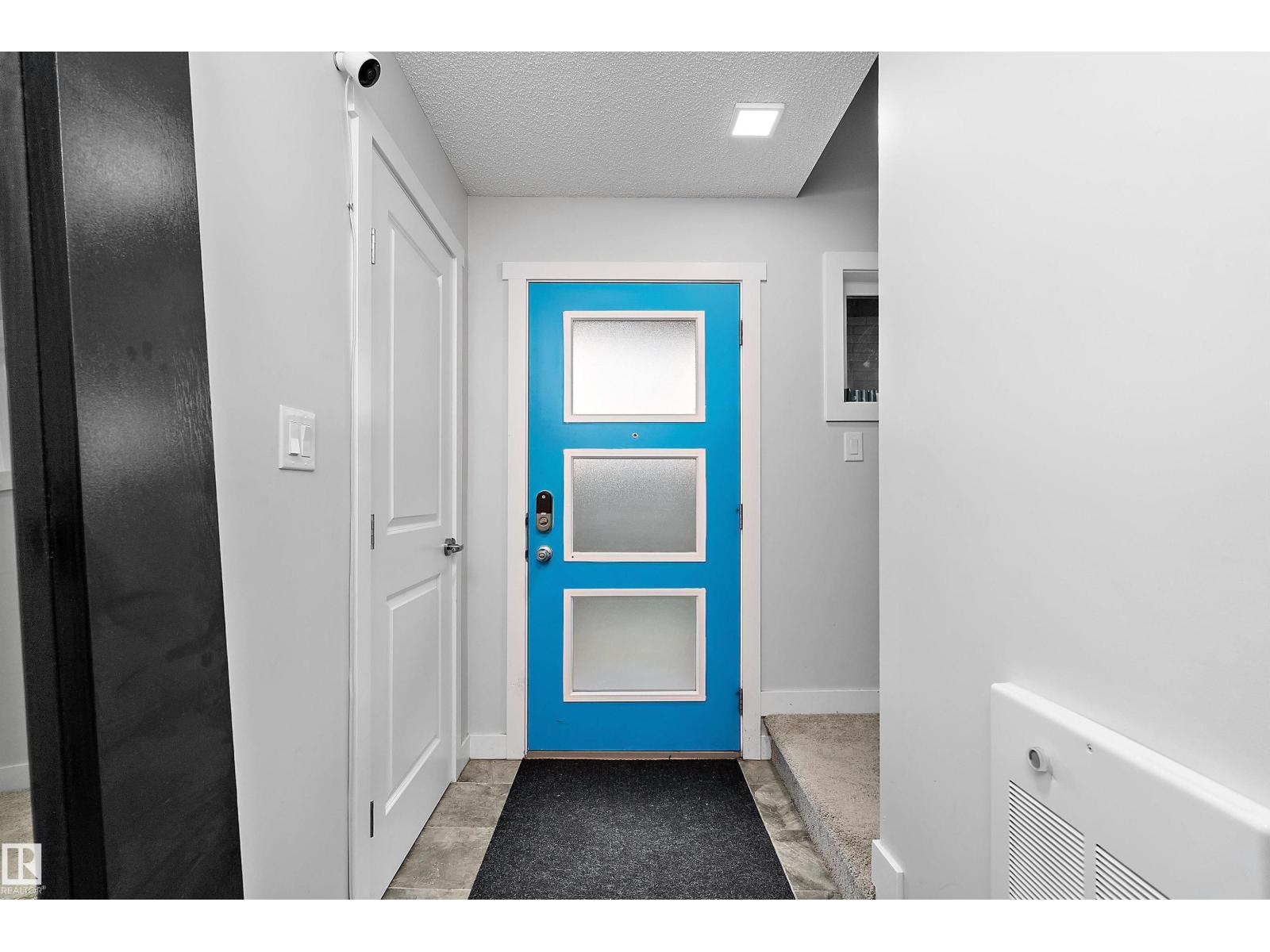 Property photograph 10 for MLS E4514354