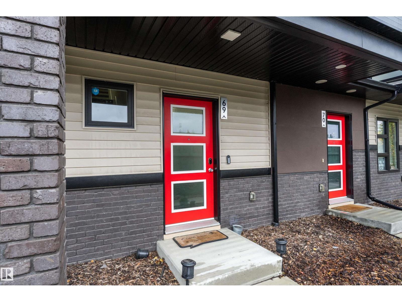 Property photograph 8 for MLS E4514354