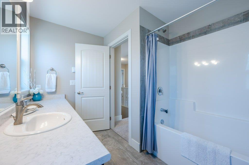 2450 Radio Tower Road Unit# 70, Oliver