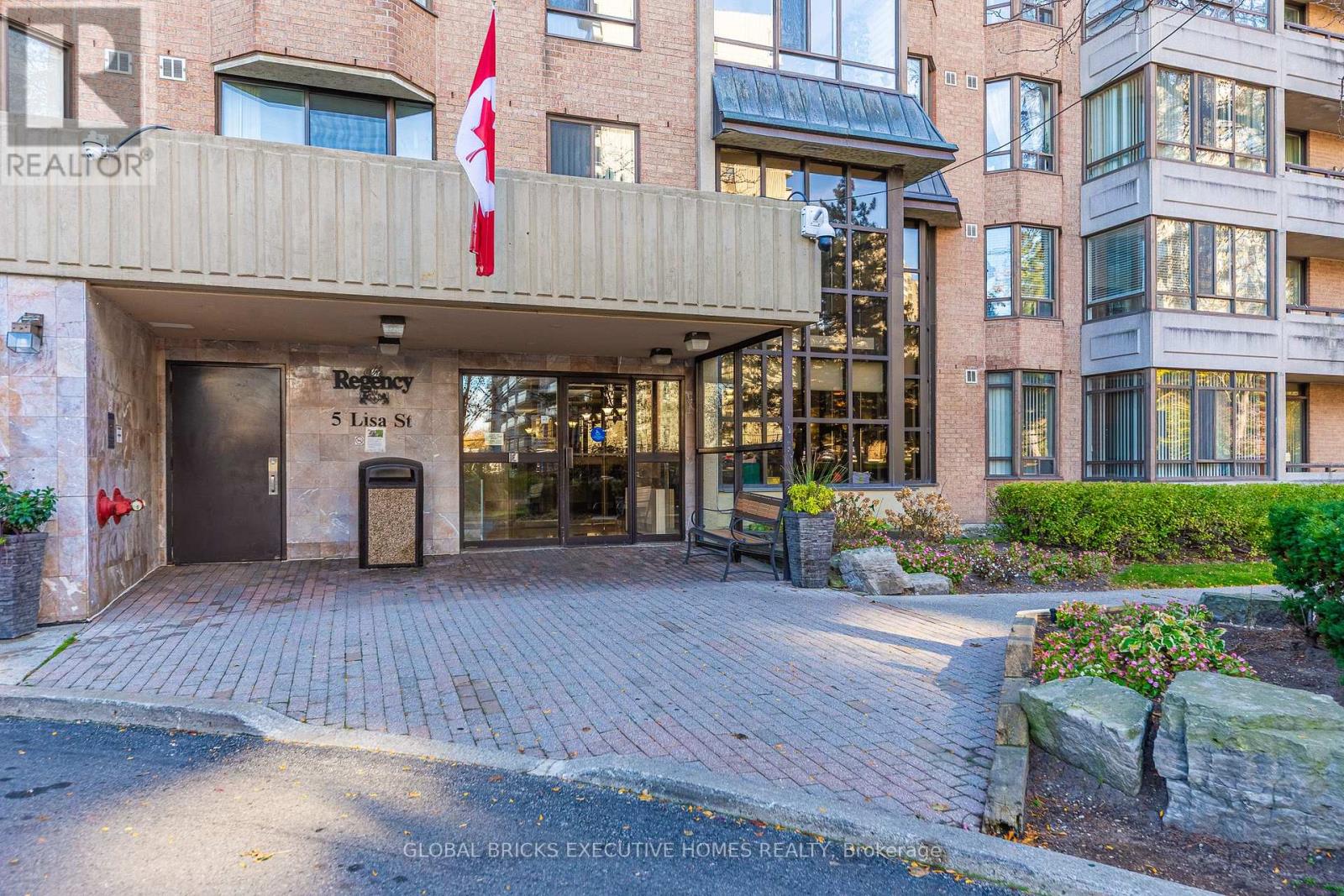 1404 - 5 LISA STREET, Brampton (Queen Street Corridor) — photo 3