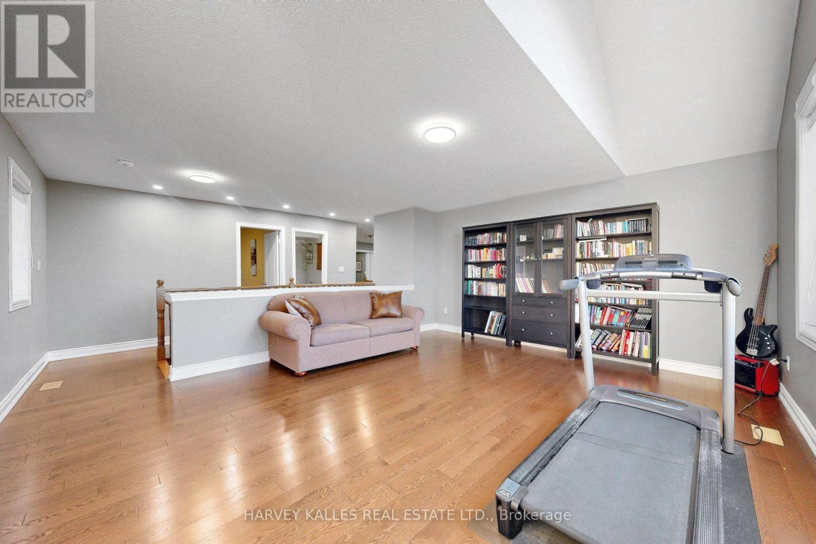 10 Concorde Drive, Brampton, ON photo 21