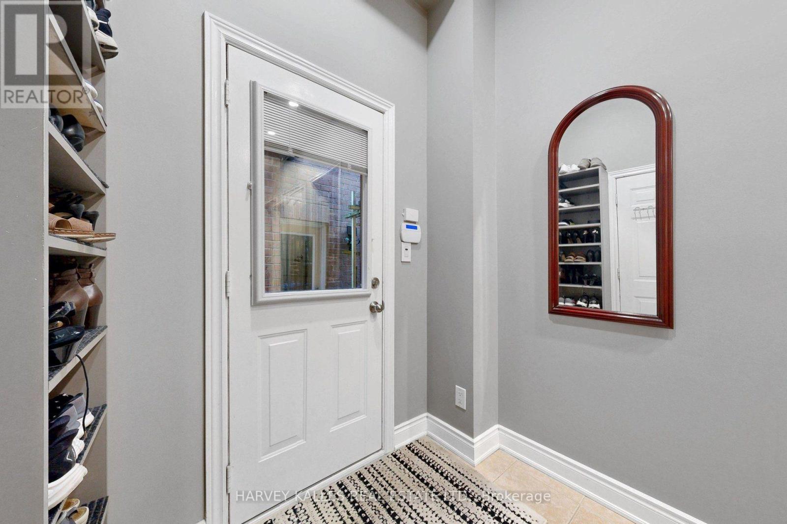 10 Concorde Drive, Brampton, ON photo 28