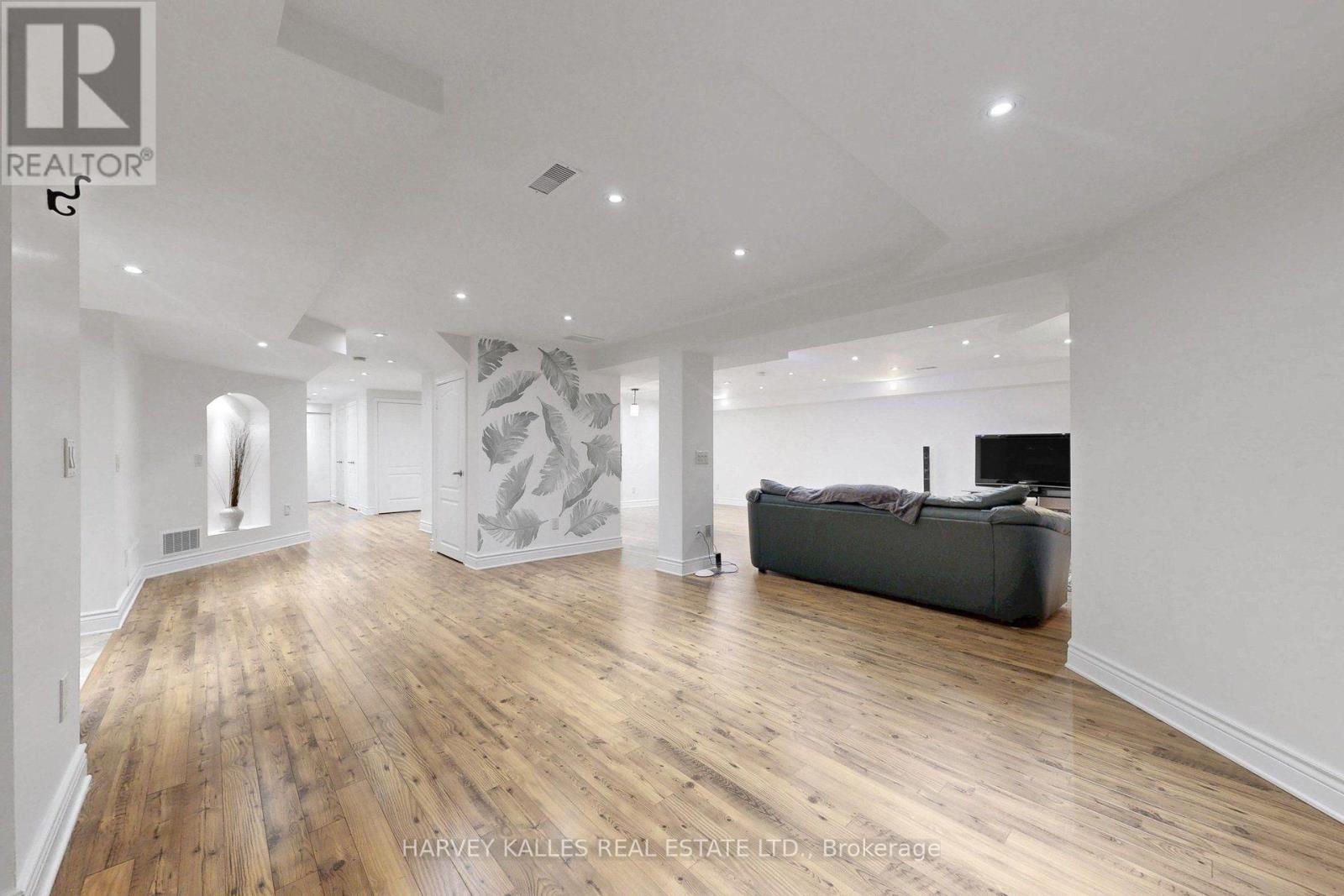 10 Concorde Drive, Brampton, ON photo 33