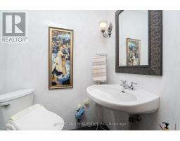 2221 Greenhurst Avenue, Mississauga, ON L4X1J5 Photo 17