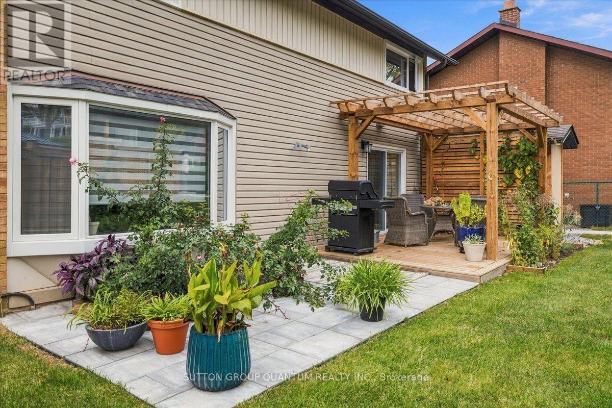 18 Pleasant Avenue, Hamilton, ON photo 17