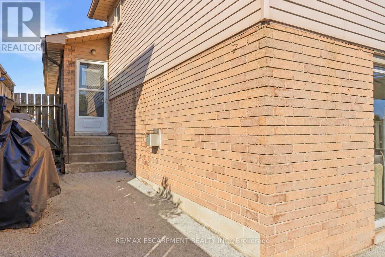 60 Glenayr Street, Hamilton, ON photo 29