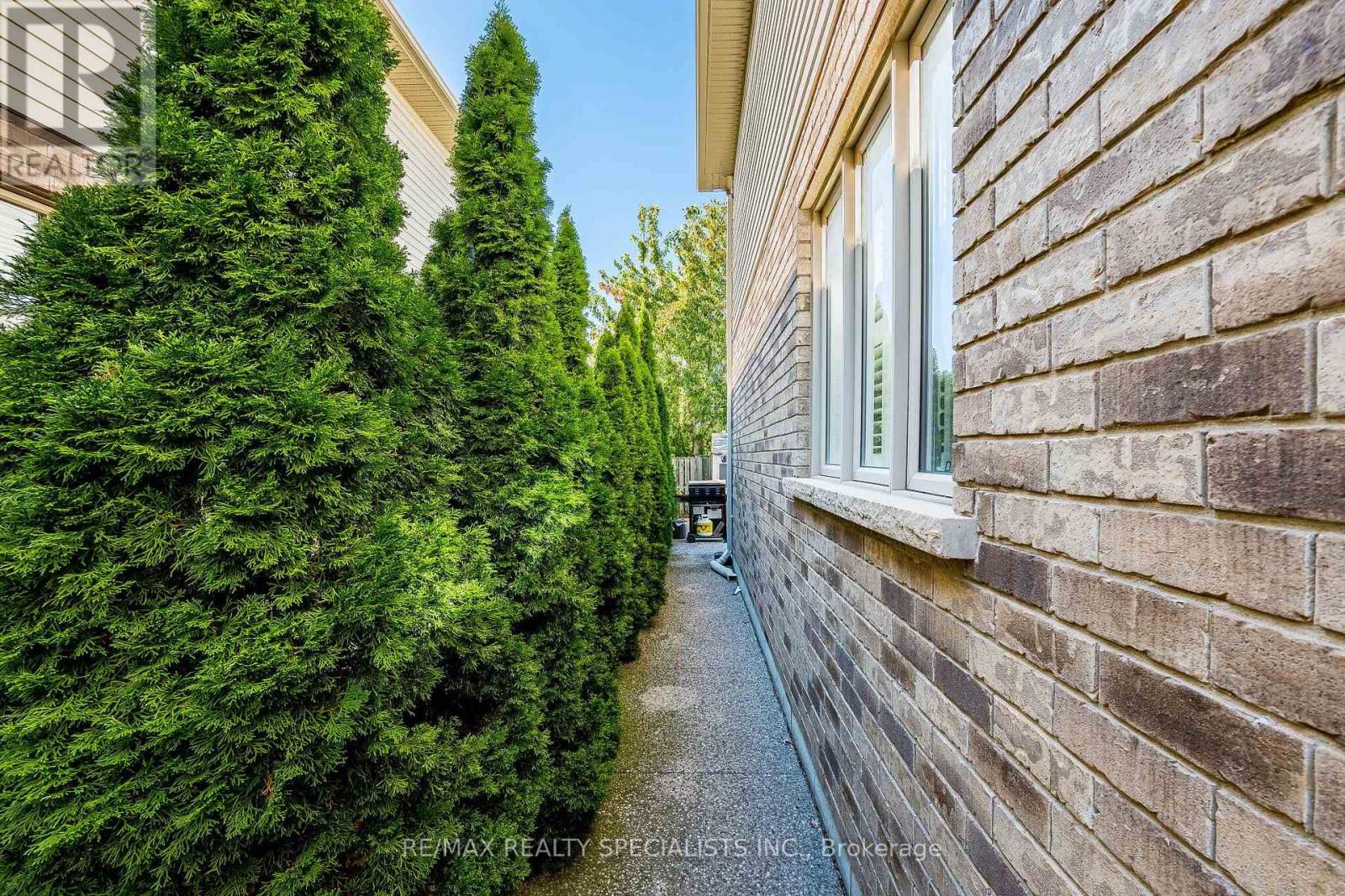 197 Tanglewood Drive, Hamilton, ON photo 45