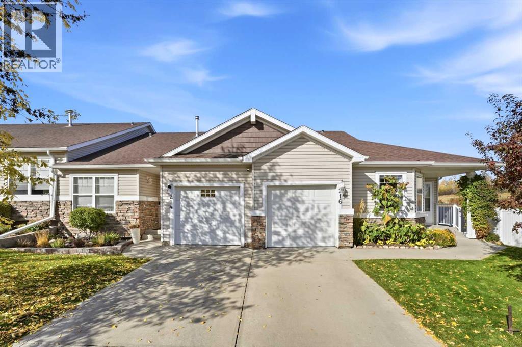 A front attached single garage