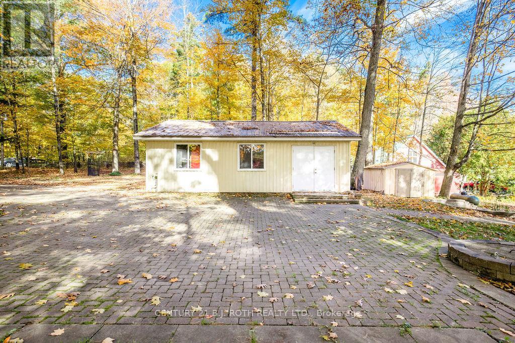 1909 Mcleod Drive, Severn, ON photo 48