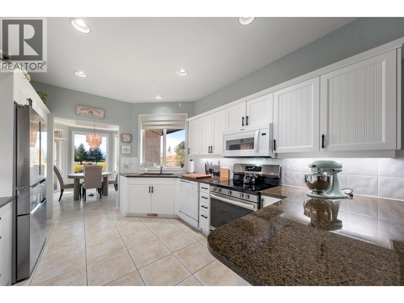 12 3888 Gallaghers Pinnacle Way, Kelowna