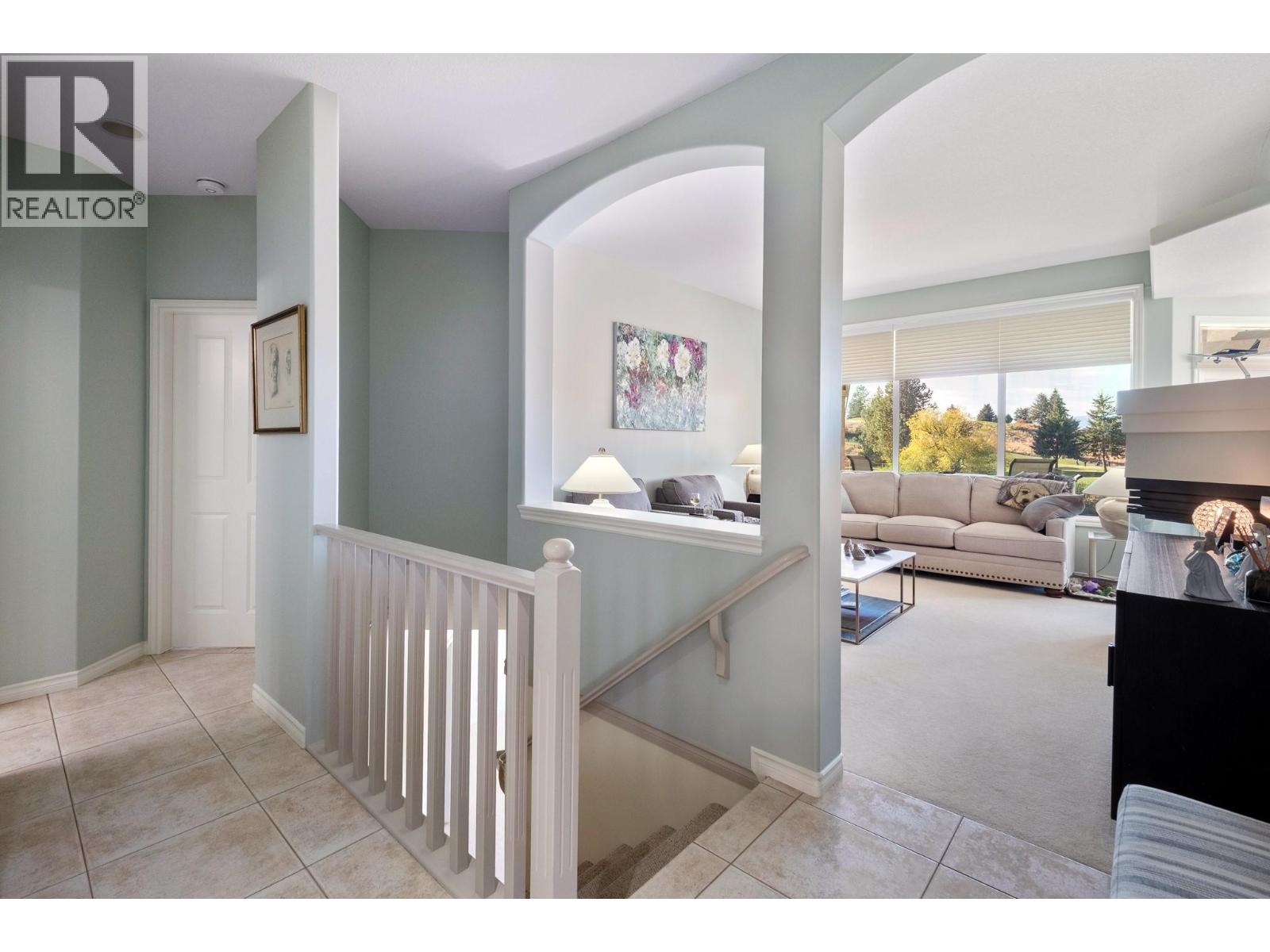12 3888 Gallaghers Pinnacle Way, Kelowna