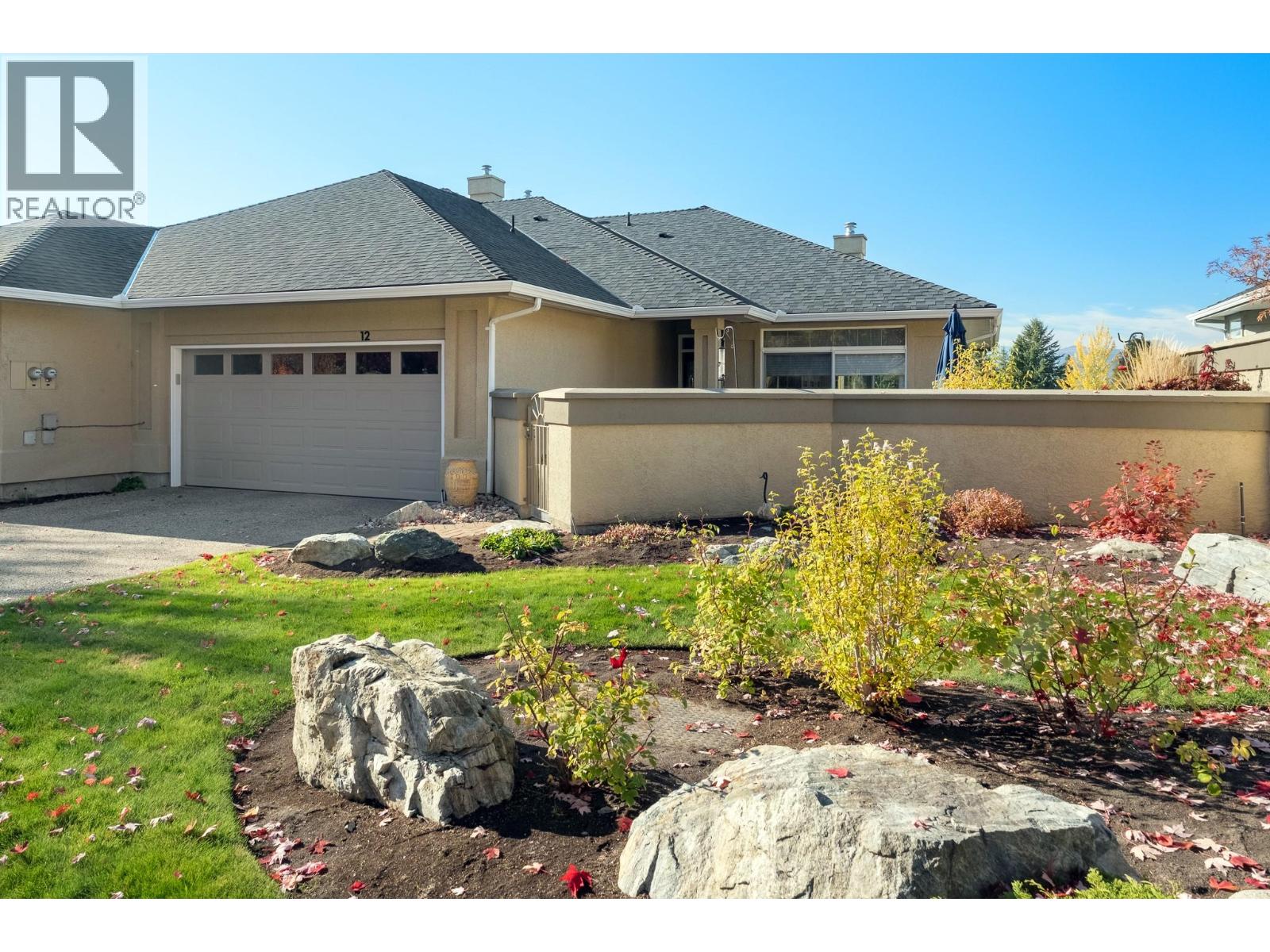 12 3888 Gallaghers Pinnacle Way, Kelowna