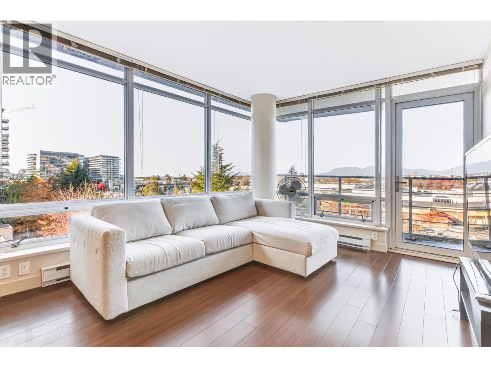 804 8280 LANSDOWNE Road, Richmond