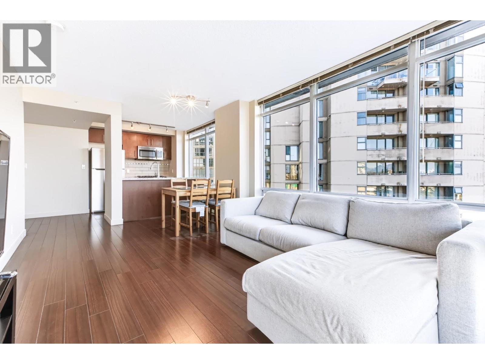 804 8280 LANSDOWNE Road, Richmond