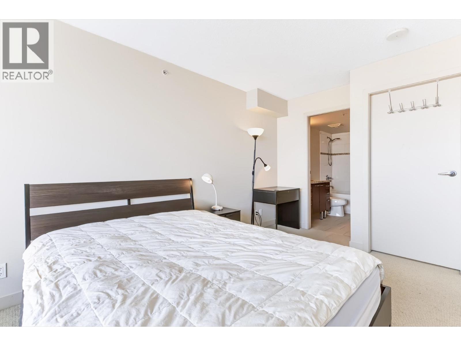 804 8280 LANSDOWNE Road, Richmond