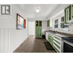 Kitchen - 272 Upper Paradise Road, Hamilton, ON L9C5C2 Photo 10