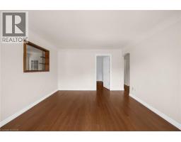 4pc Bathroom - 272 Upper Paradise Road, Hamilton, ON L9C5C2 Photo 7