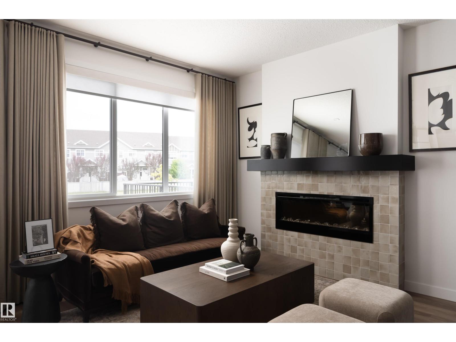 1038 Cristall CR SW, Edmonton — photo 3