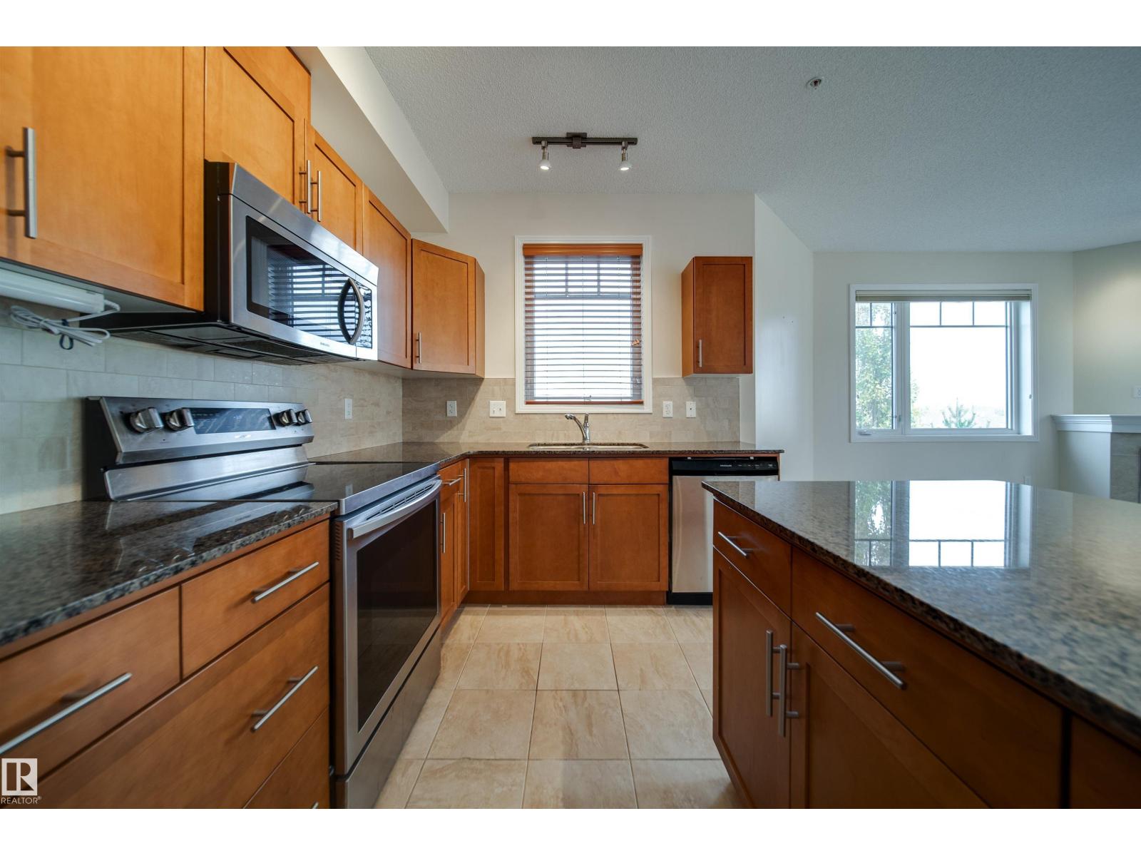 Property photograph 14 for MLS E4514357