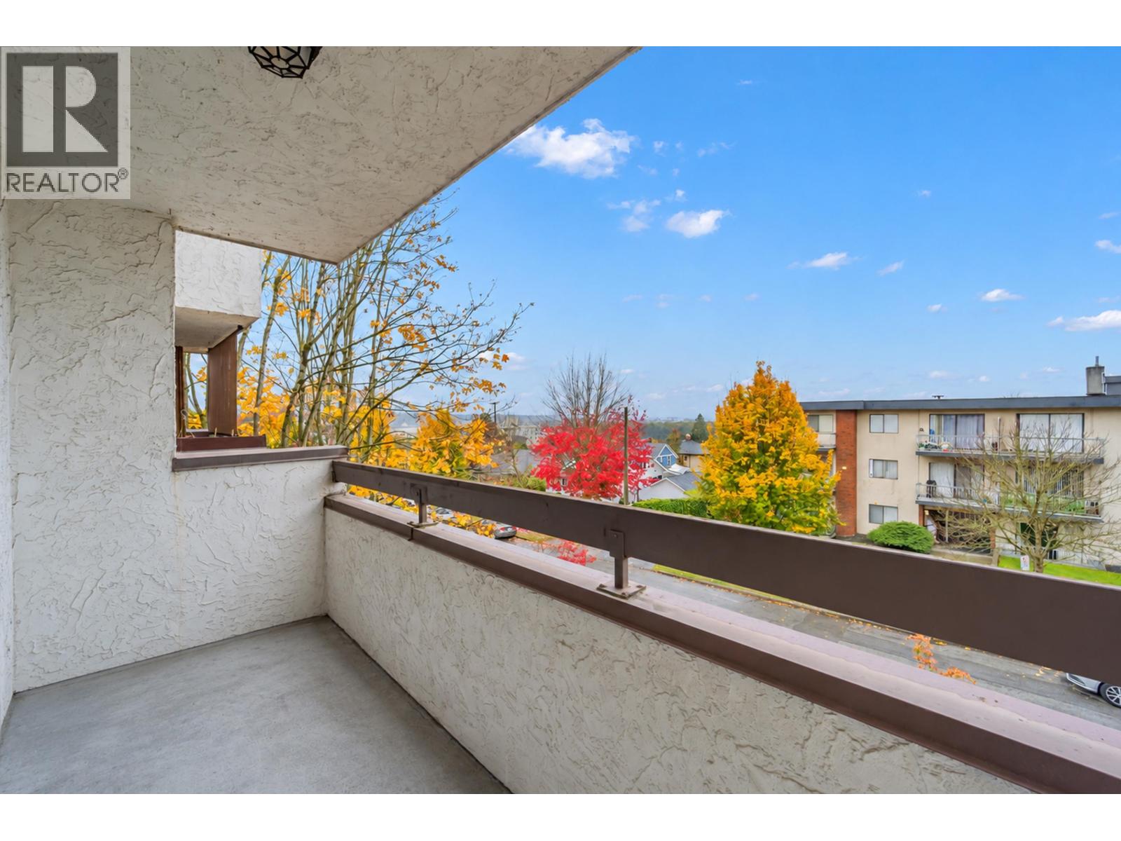 203 515 Eleventh Street, New Westminster — photo 21