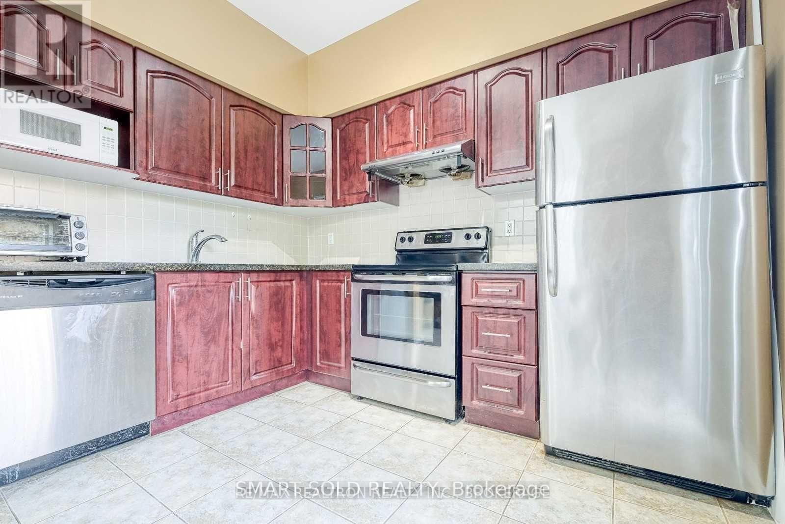 76E LEITCHCROFT CRESCENT, Markham (Commerce Valley) — photo 6