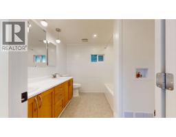 243 1830 Mamquam Road, Squamish, BC V0N1T0 Photo 17