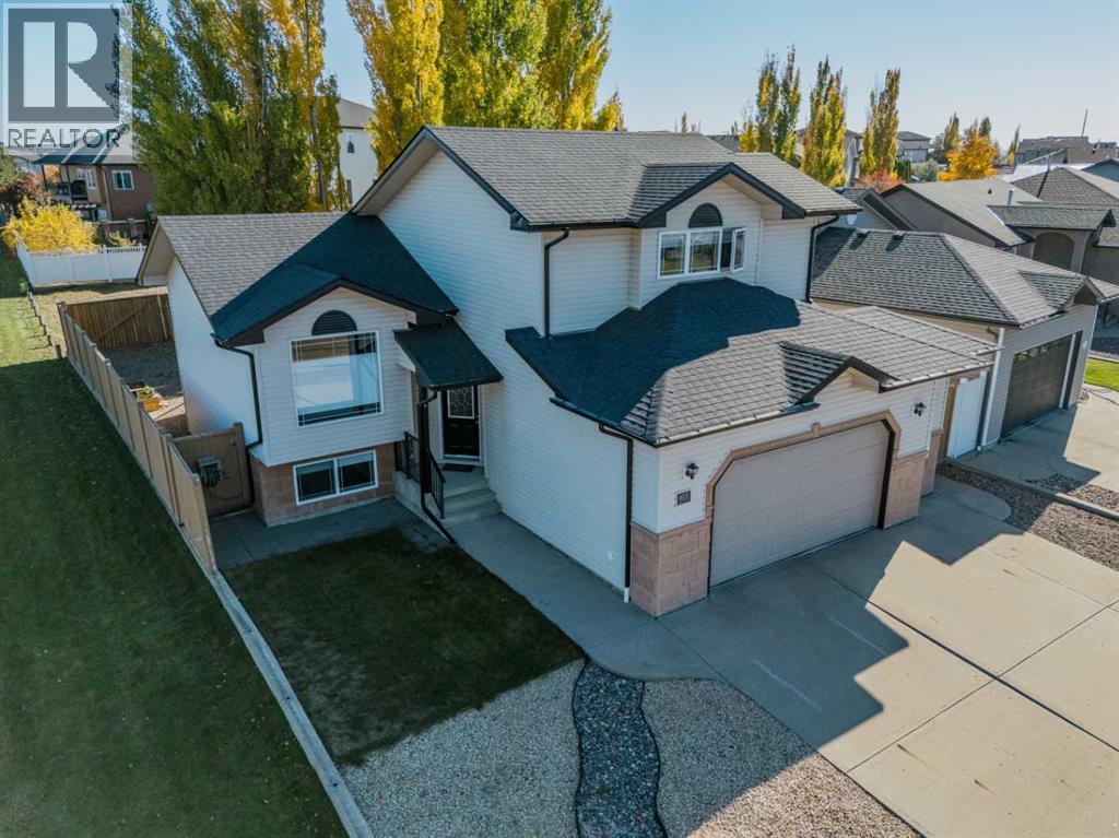 403 Sierra Boulevard SW, photo 2 of 47