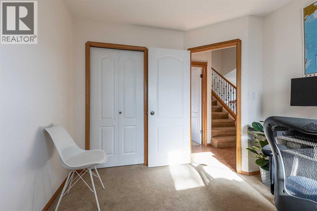 403 Sierra Boulevard SW, photo 21 of 47