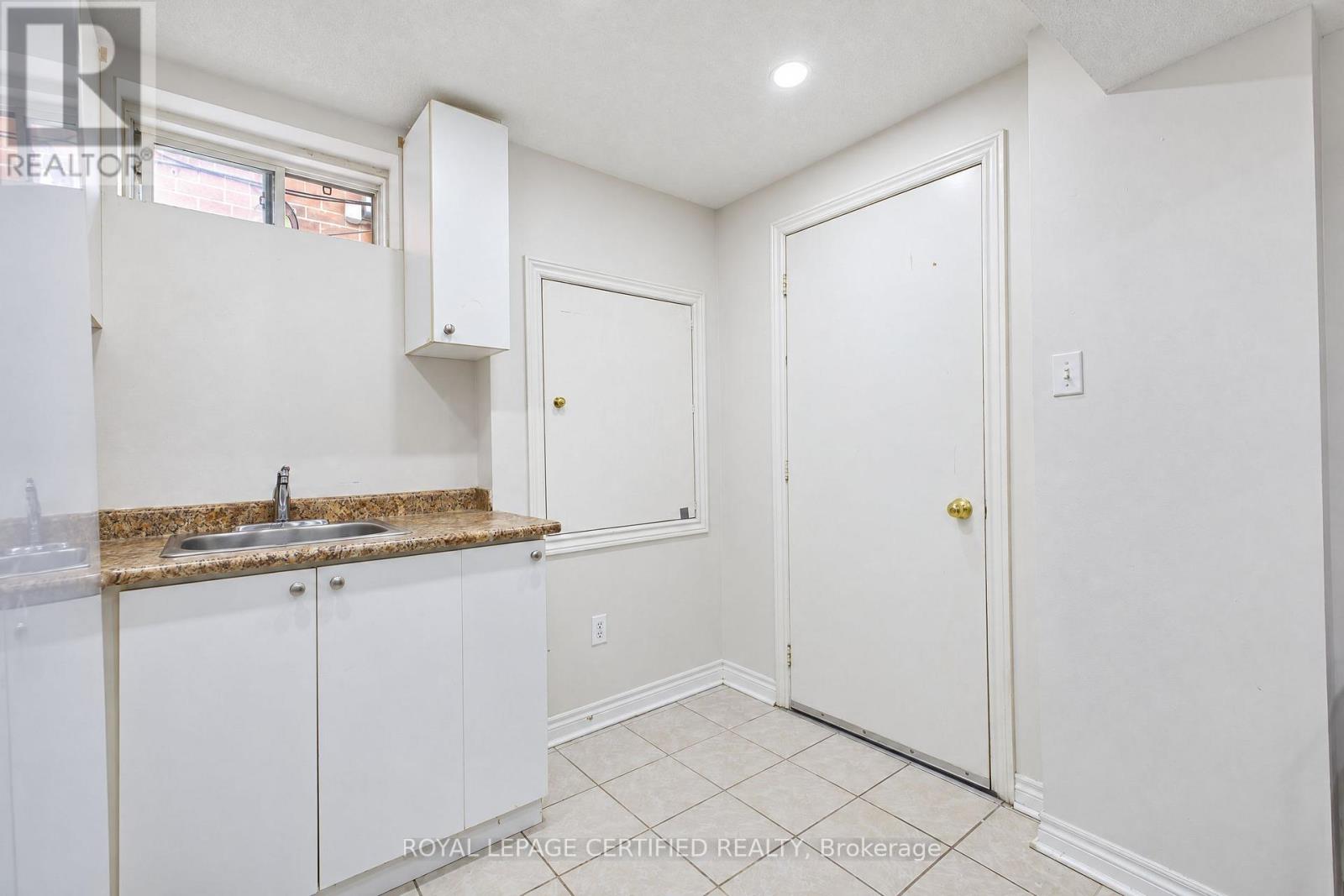 5481 Festival Drive, Mississauga, ON photo 28