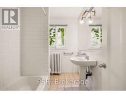 2b - 483 Parkside Drive, Toronto, ON M6R2Z9 Photo 18