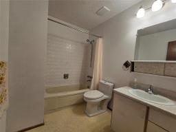 387 Novavista Drive, Winnipeg, MB R2N1E9 Photo 15