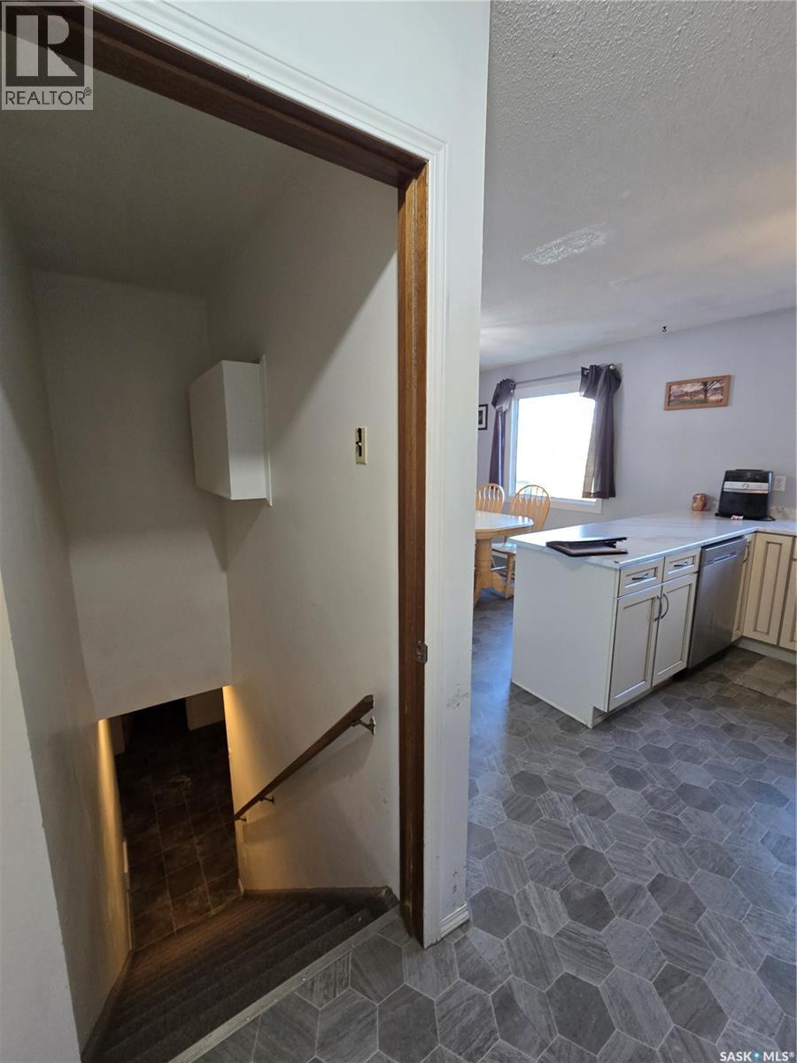 280 9th AVENUE, Broadview — photo 10
