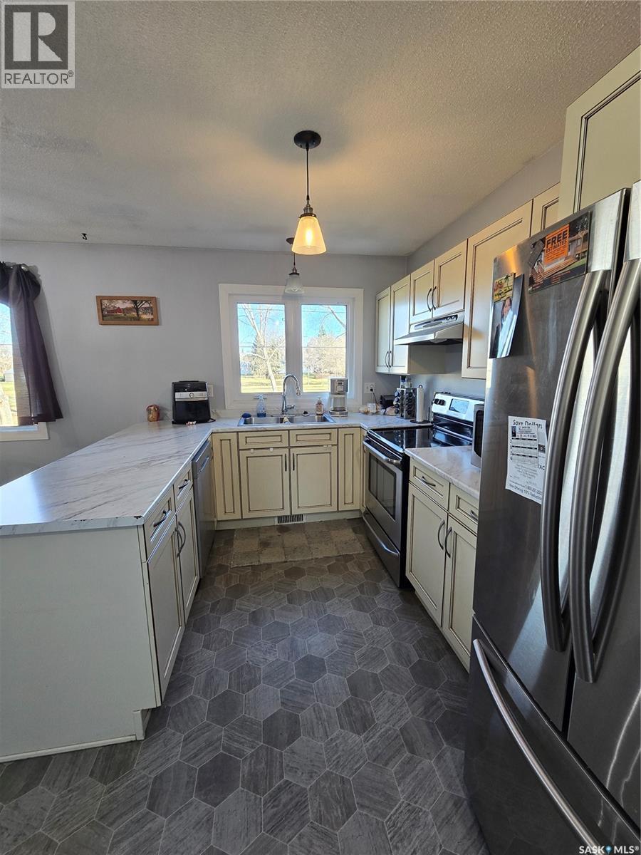 280 9th AVENUE, Broadview — photo 17