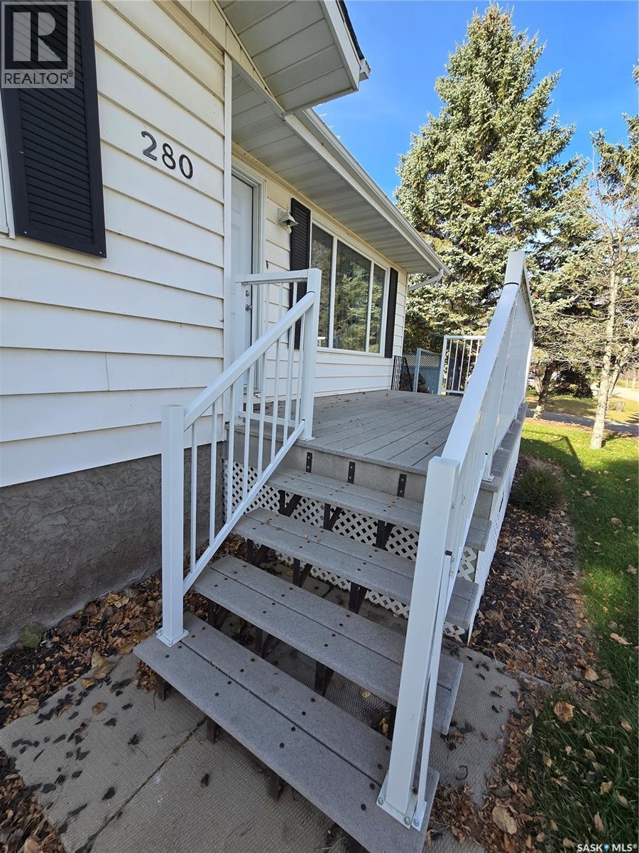 280 9th AVENUE, Broadview — photo 7