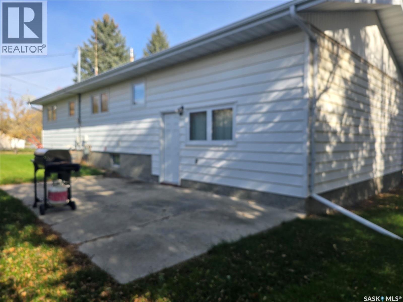 280 9th AVENUE, Broadview — photo 4
