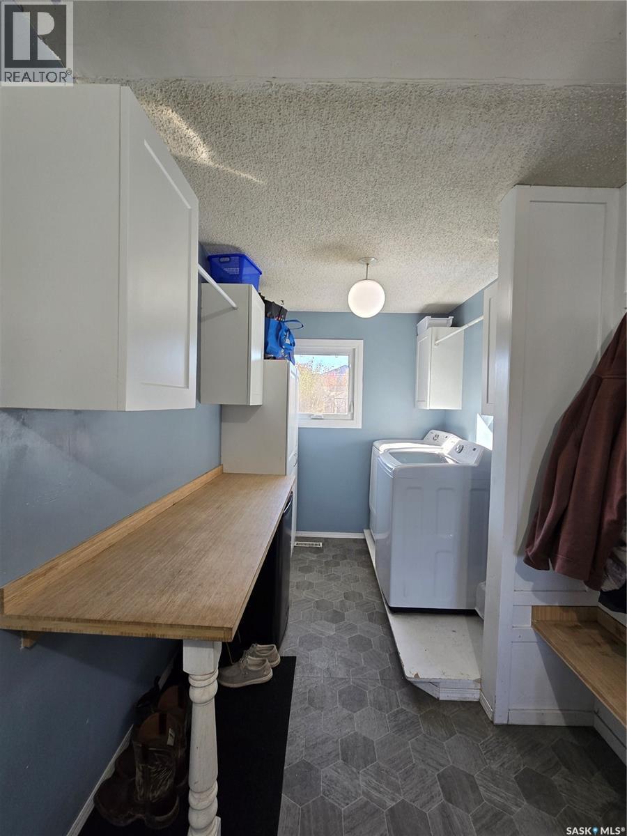 280 9th AVENUE, Broadview — photo 14
