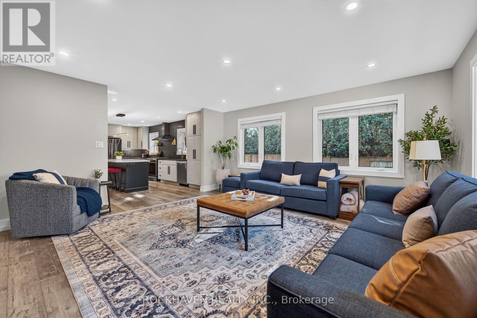 102 Lovers Lane, Hamilton, ON photo 16