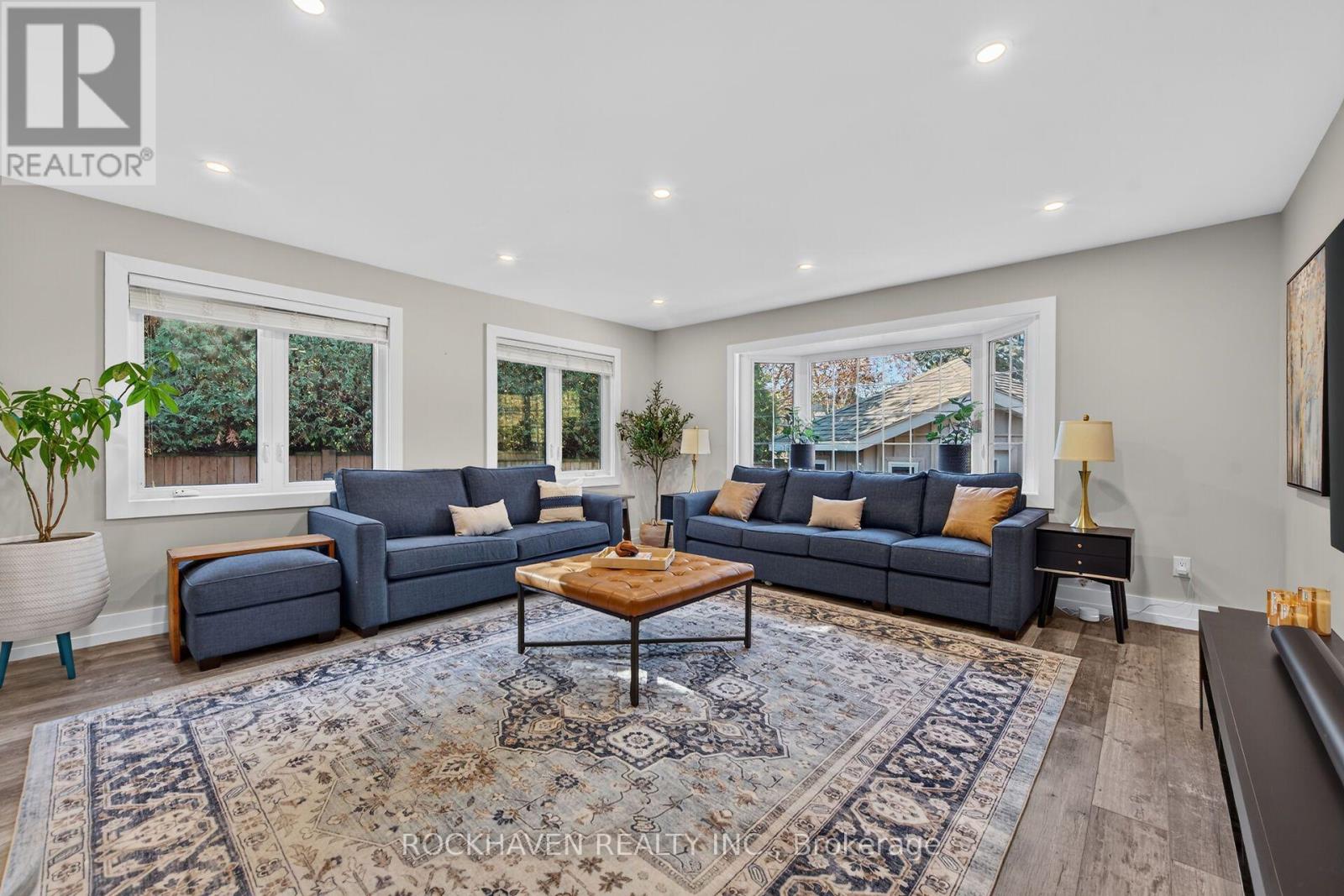 102 Lovers Lane, Hamilton, ON photo 17