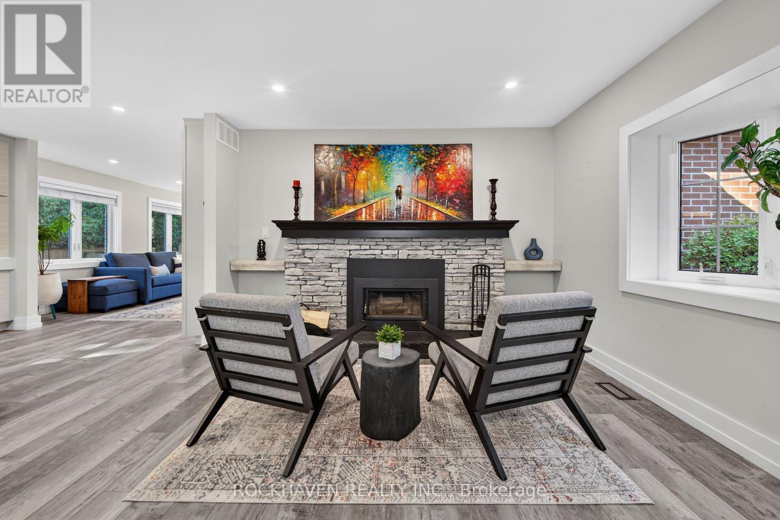 102 Lovers Lane, Hamilton, ON photo 18