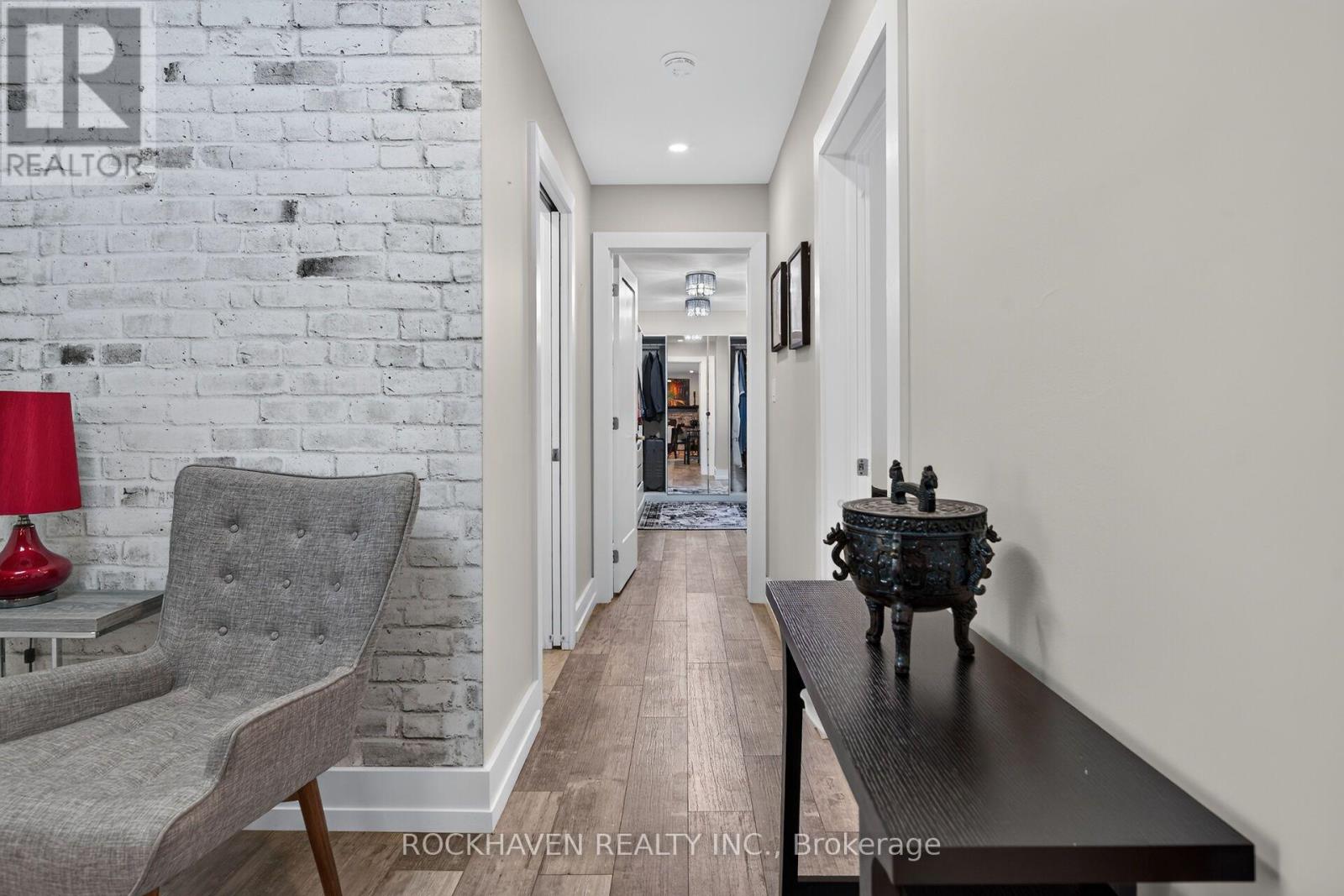 102 Lovers Lane, Hamilton, ON photo 19