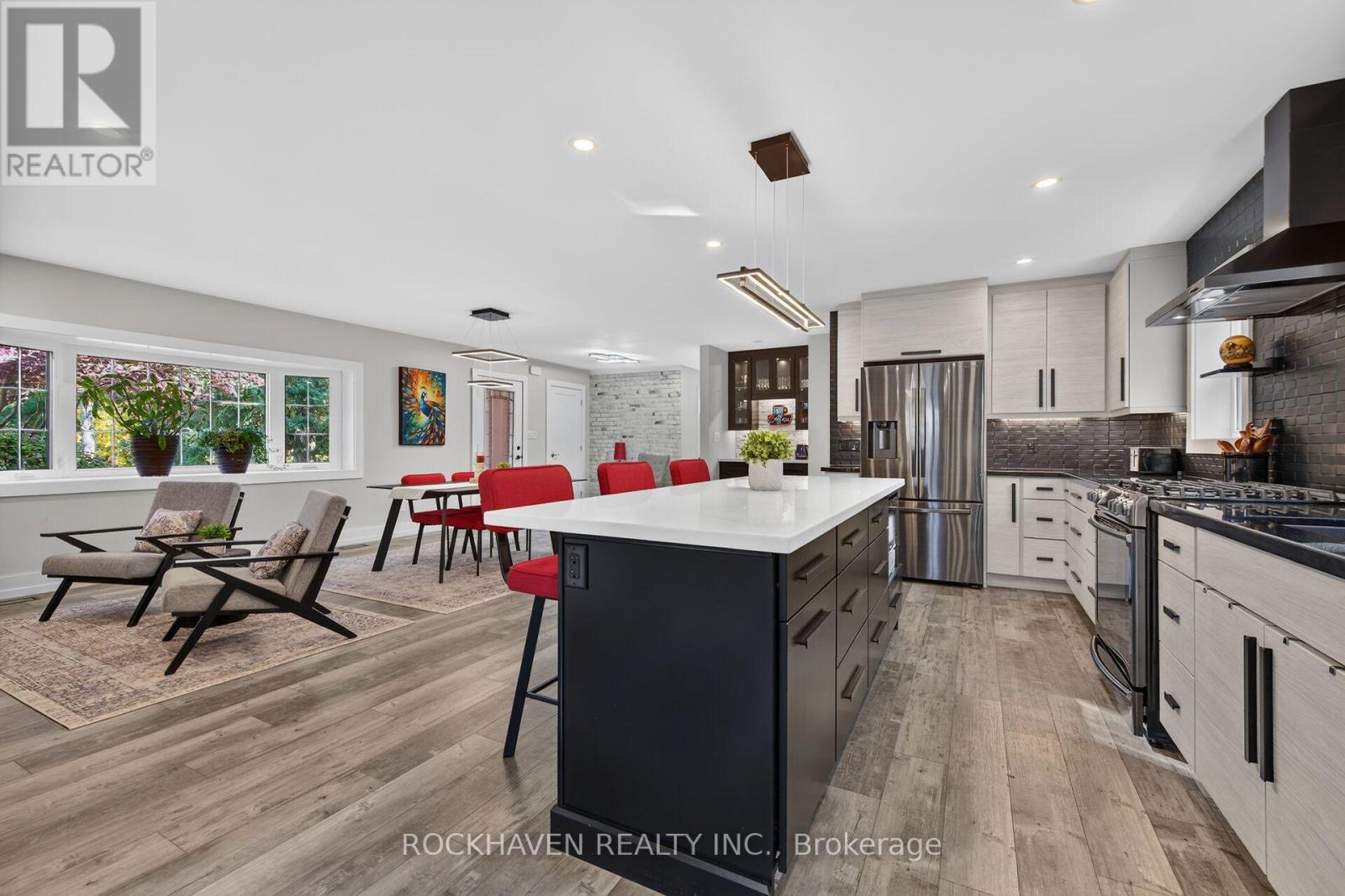 102 Lovers Lane, Hamilton, ON photo 7