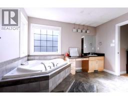 4635 62a Avenue, Taber, AB T1G1E5 Photo 18