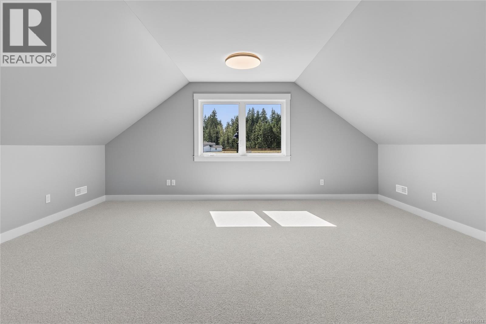 758 Sitka St - 15