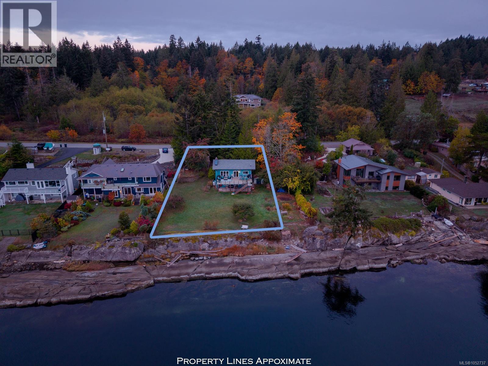 2560 Pylades Dr — photo 1