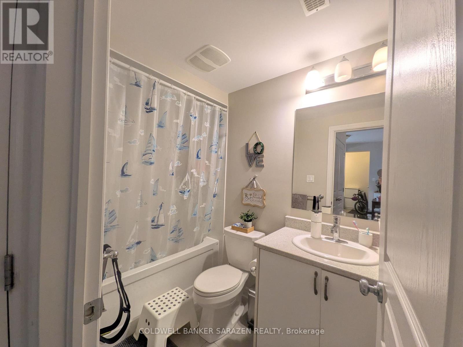 64 F TIPPERARY PRIVATE, Ottawa — photo 9