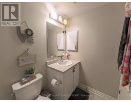 64 F Tipperary Private, Ottawa, ON K2J2T3 Photo 10