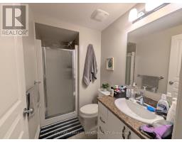 64 F Tipperary Private, Ottawa, ON K2J2T3 Photo 13